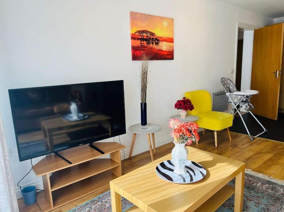 Bright And Calm Apartment - Watford 沃特福德 外观 照片