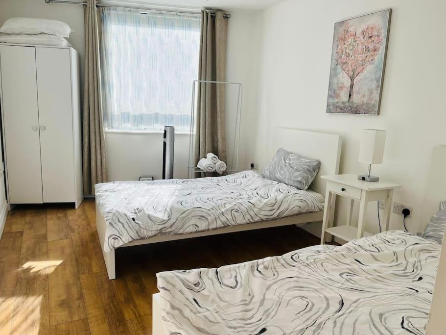 Bright And Calm Apartment - Watford 沃特福德 外观 照片